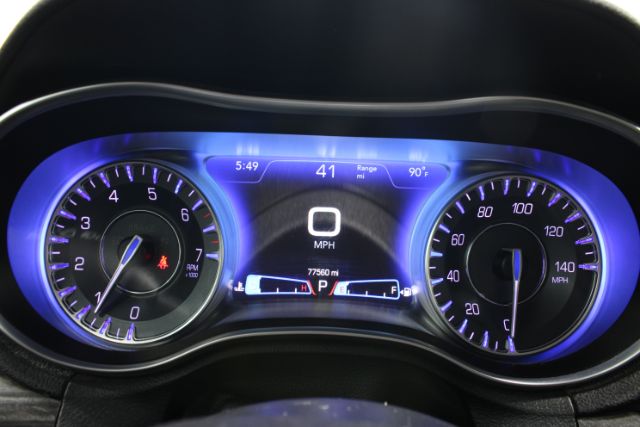 2020 Chrysler 300 Touring