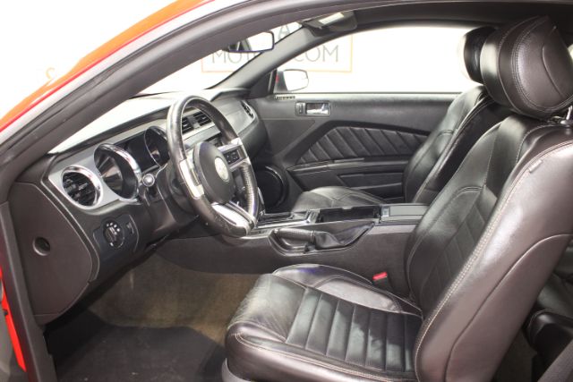 2014 Ford Mustang V6 Coupe