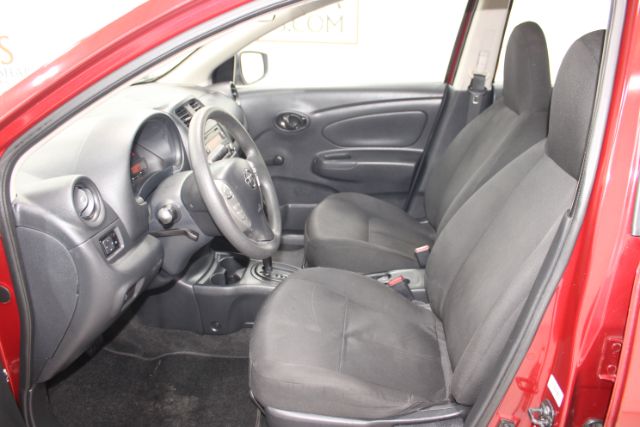 2016 Nissan Versa 1.6 S 4A