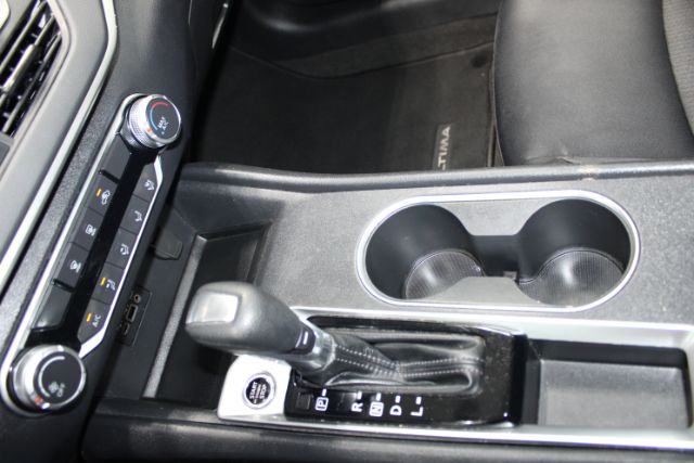 2022 Nissan Altima SV FWD