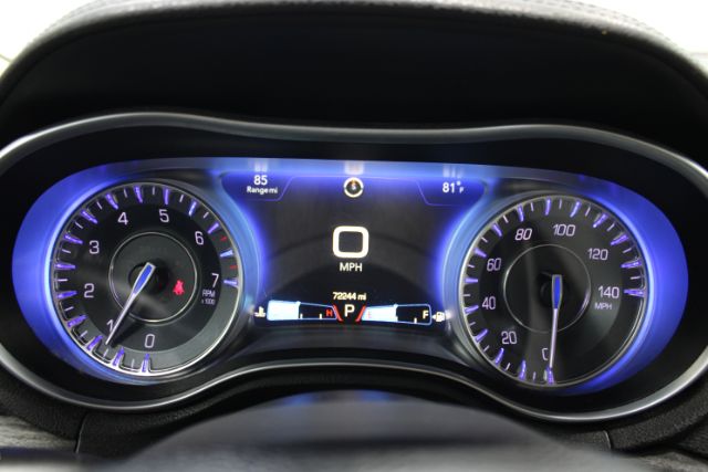 2017 Chrysler 300 Limited