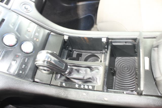 2017 Ford Taurus SEL FWD