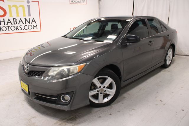 2013 Toyota Camry LE