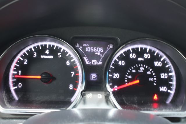 2015 Nissan Versa 1.6 SV Sedan
