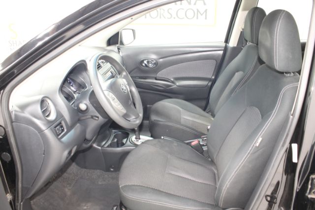 2015 Nissan Versa 1.6 SV Sedan