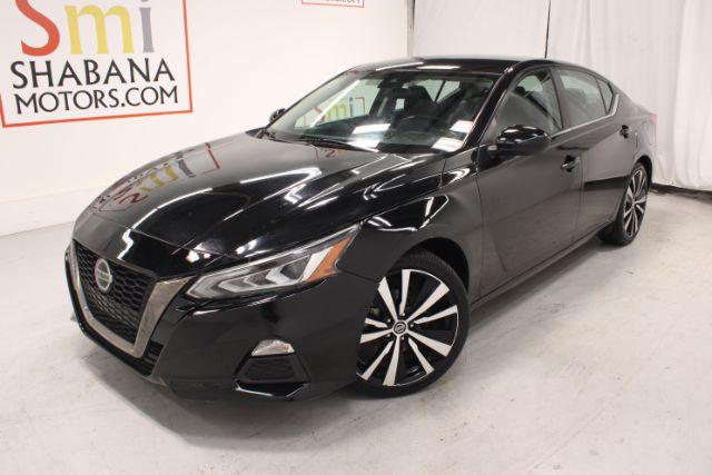 2022 Nissan Altima SR FWD