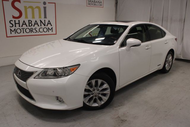 2014 Lexus ES 300h Base