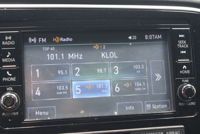 2019 Mitsubishi Outlander ES