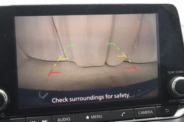 2021 Nissan Sentra SV Xtronic CVT