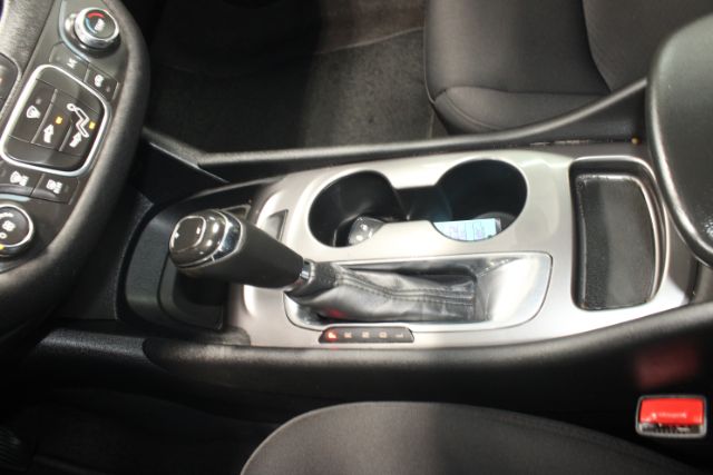 2020 Chevrolet Malibu FWD LS