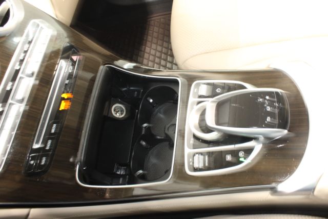 2016 Mercedes-Benz GLC 300 Base