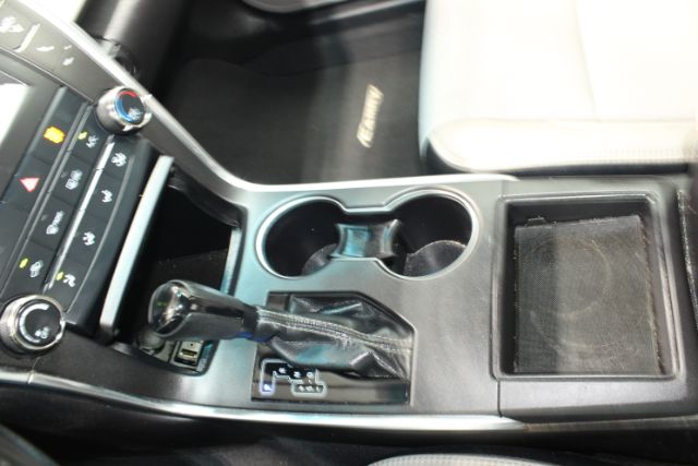 2017 Toyota Camry XLE | SE | LE | XSE