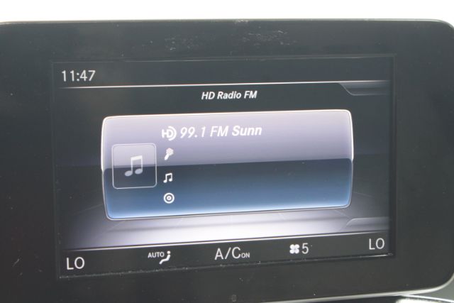 2019 Mercedes-Benz GLC 300 base