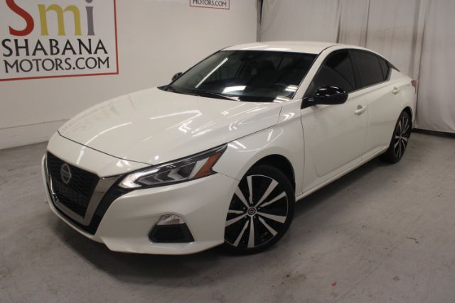 2022 Nissan Altima SR FWD
