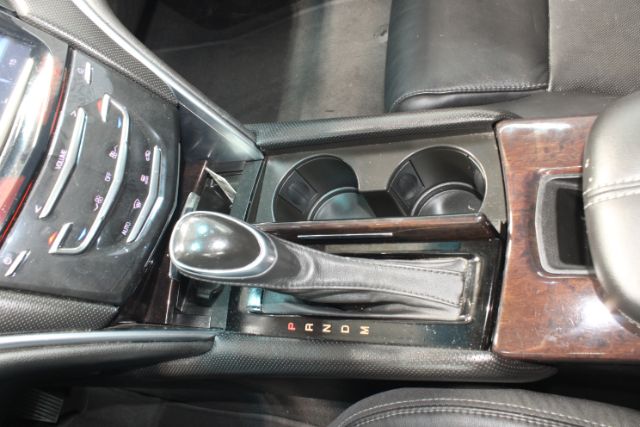 2015 Cadillac XTS Standard