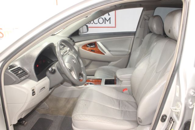 2009 Toyota Camry LE V6 | SE V6 | XLE