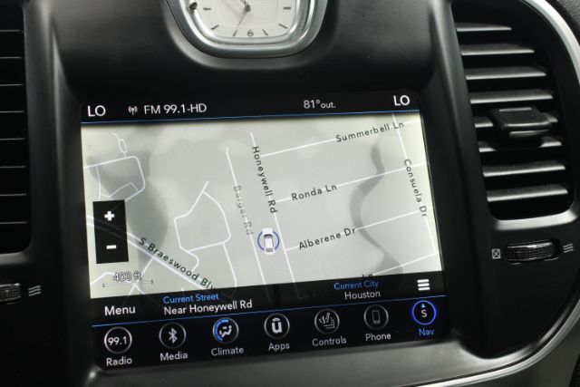 2018 Chrysler 300 Touring L