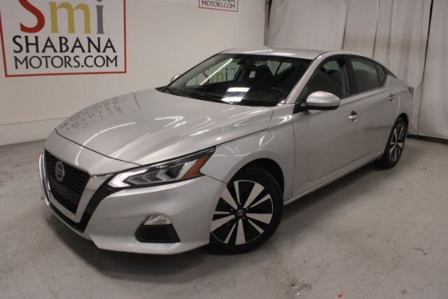 2022 Nissan Altima SV FWD