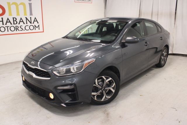 2020 Kia Forte LXS AT's photo