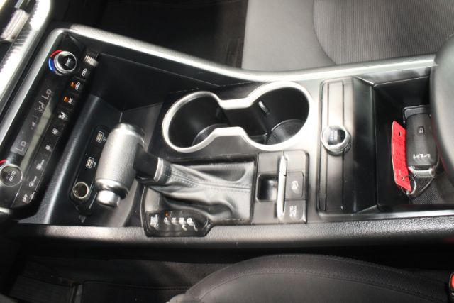 2022 Kia K5 LXS