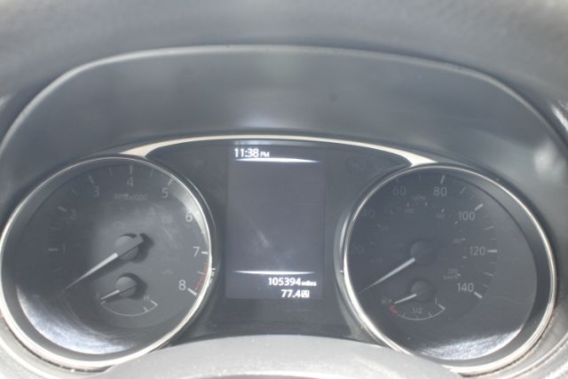 2016 Nissan Rogue SV 2WD