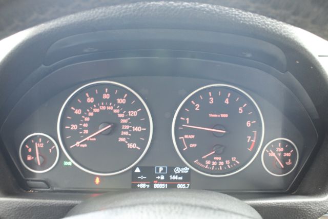 2018 BMW 320i base