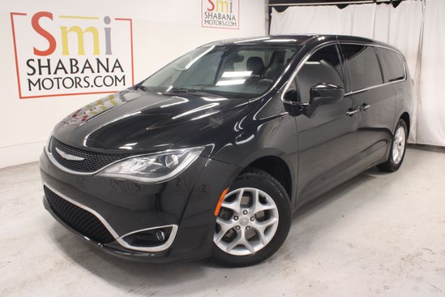 2017 Chrysler Pacifica Touring Plus