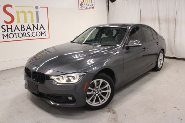 2018 BMW 320i base