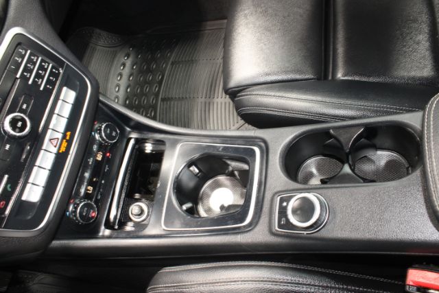 2018 Mercedes-Benz CLA 250 base