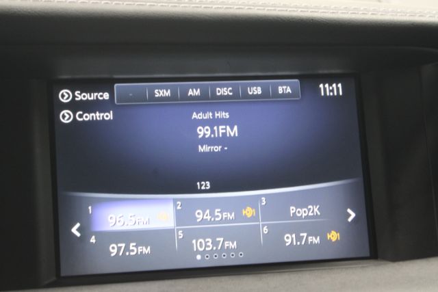 2019 INFINITI QX30 LUXE